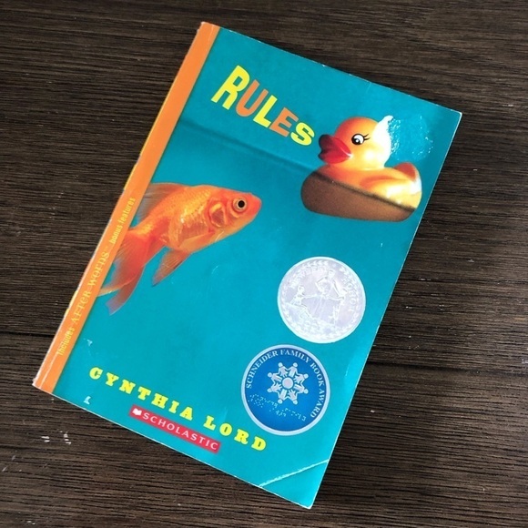 Rules by: Cynthia Lord paperback book - Picture 1 of 3
